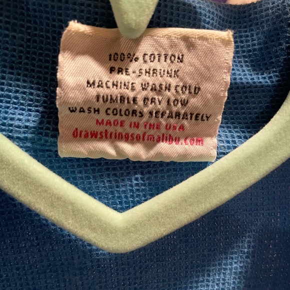 Drawstrings of Malibu made in the USA size L button down shirt. - Picture 6 of 8